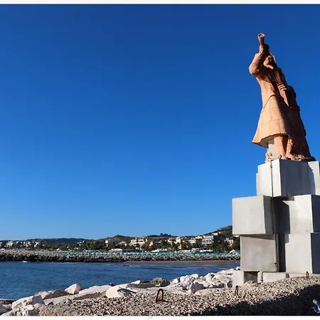 La Retara 4* סן בנדטו דל טרנטו